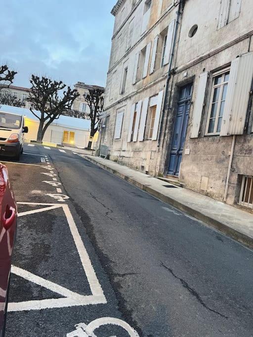 Maison + Parking Prive Au Coeur Angouleme 60M2 Eksteriør bilde
